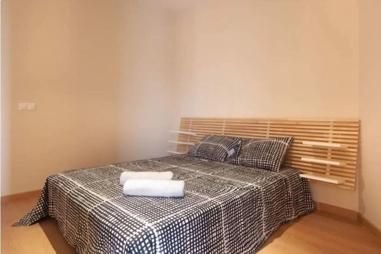Nextdoor Cathedral Barcelona Apartment